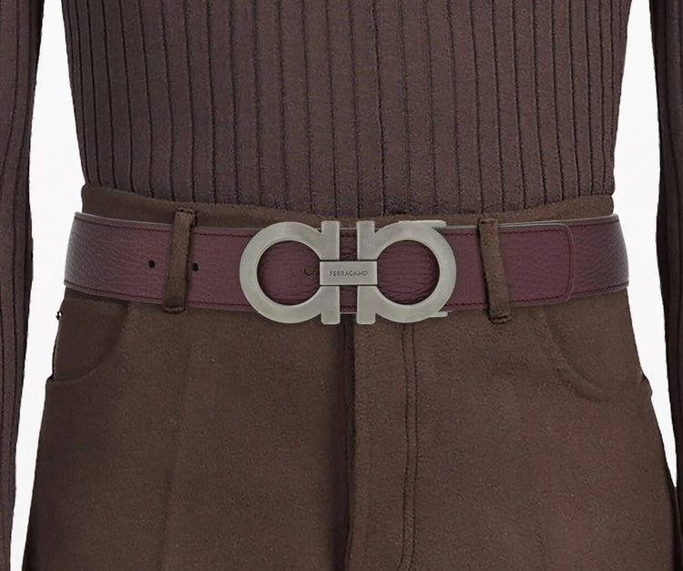 Reversible and adjustable Gancini belt