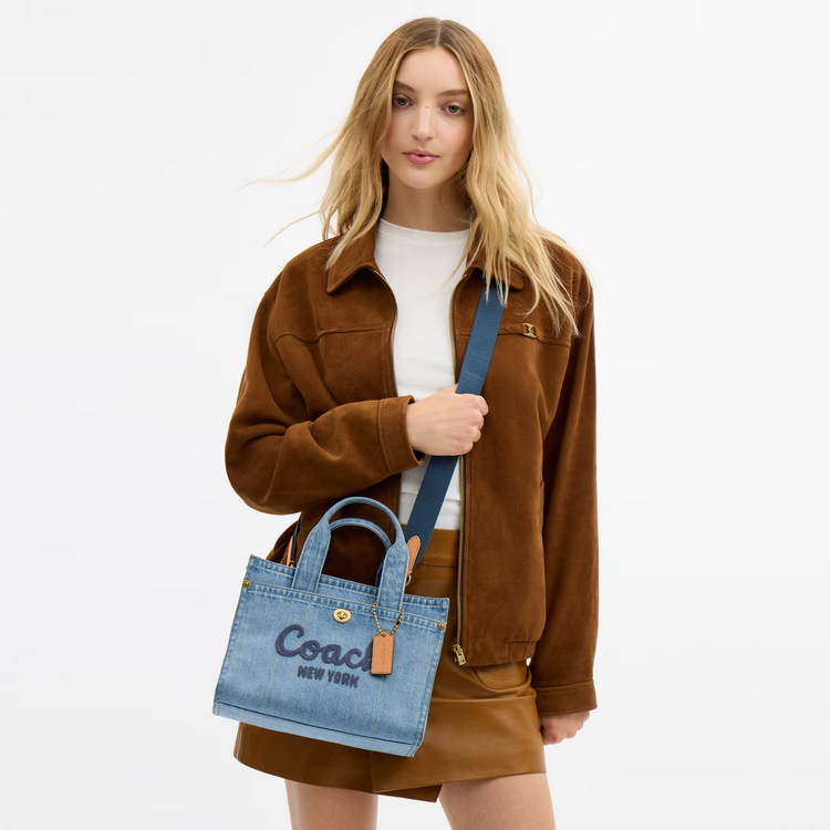 COACH CARGO 26 Tote Bag (CR659)