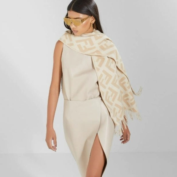 Fendi Logo Wool Cashemer Muffler