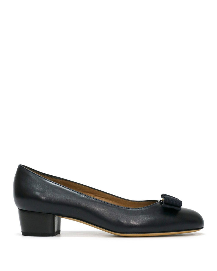 VARA Pumps