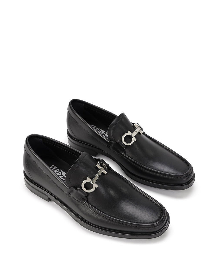 Metal Buckle Leather Shoes