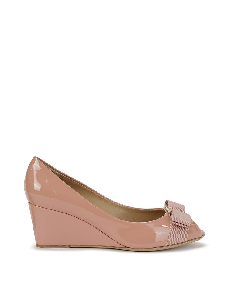 Patent Leather High Heels With Bow