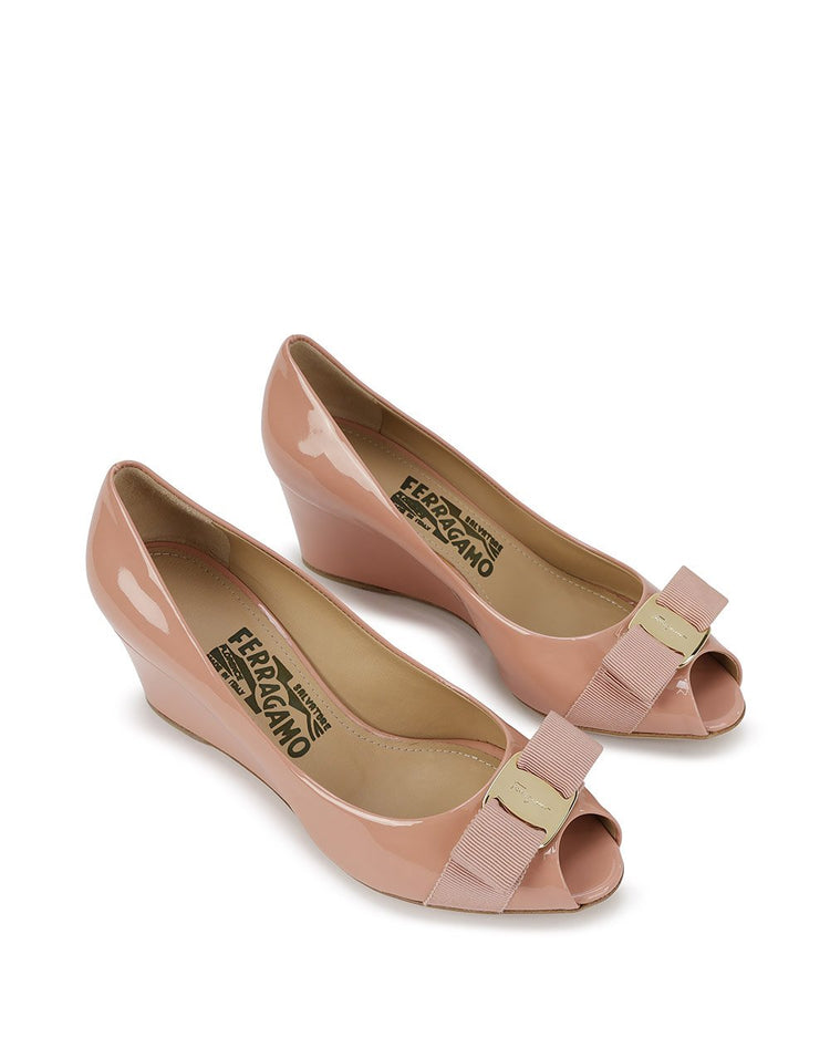 Patent Leather High Heels With Bow