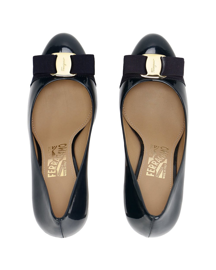 Patent Leather High Heels With Bow