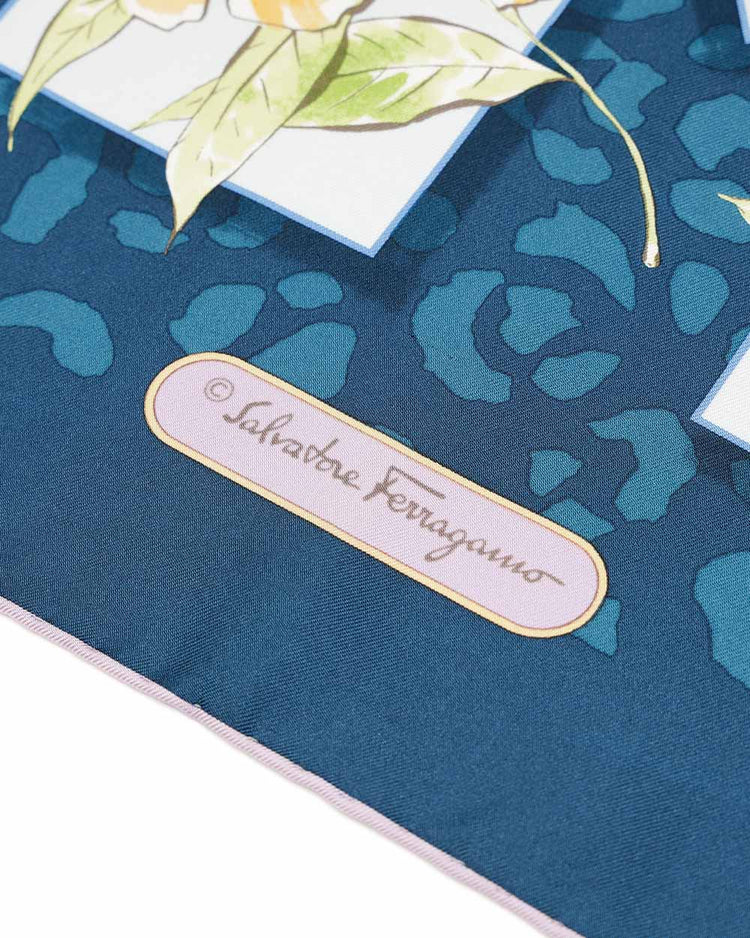 Letters Printing Silk Scarf