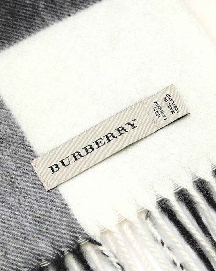 Check Scarf - ISSI Outlet