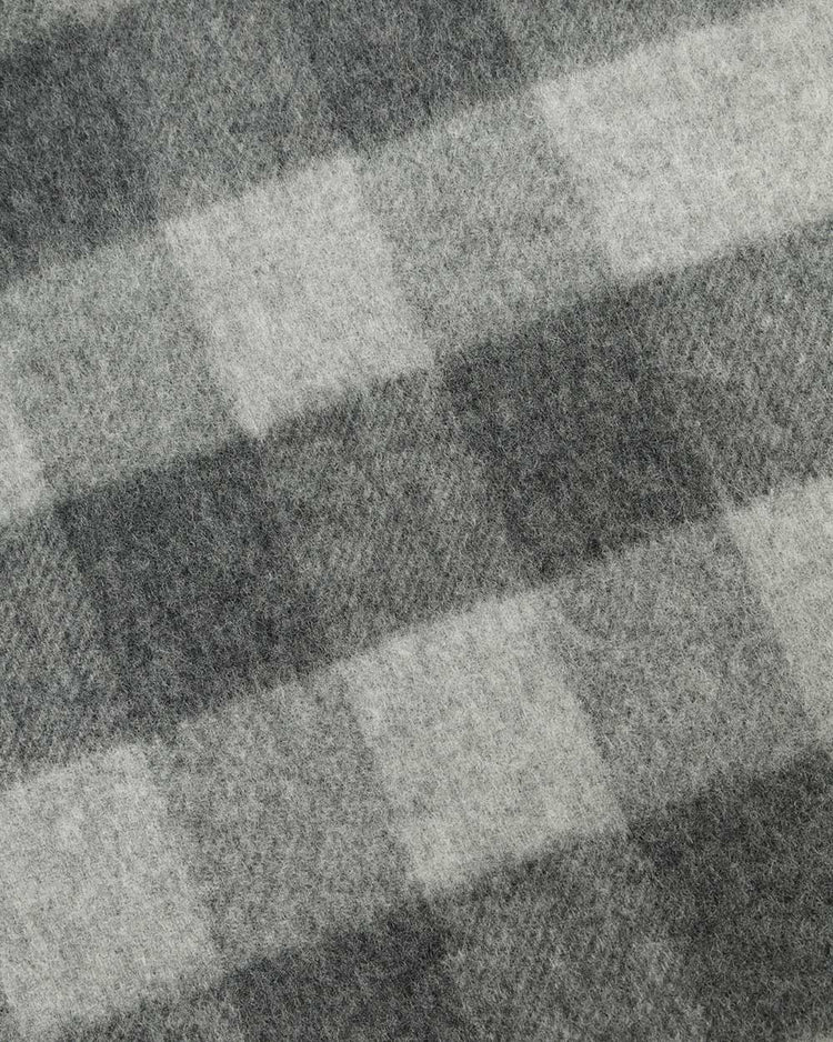 Check Scarf - ISSI Outlet