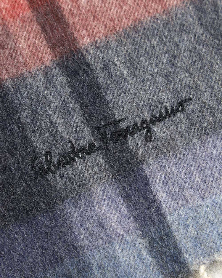 Check Scarf - ISSI Outlet