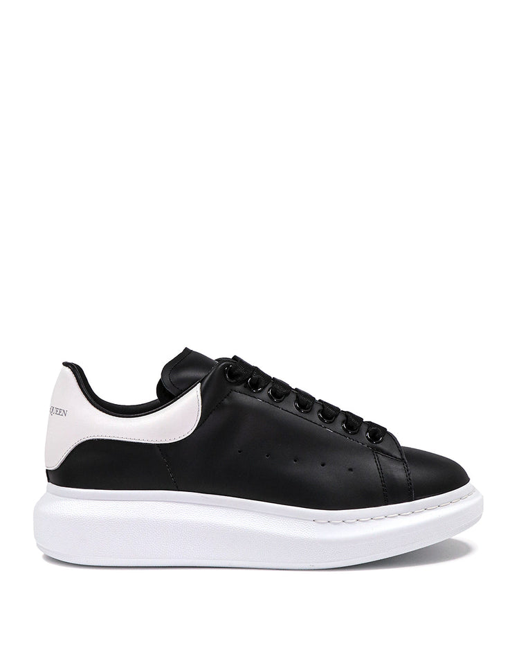 Oversized Sneaker