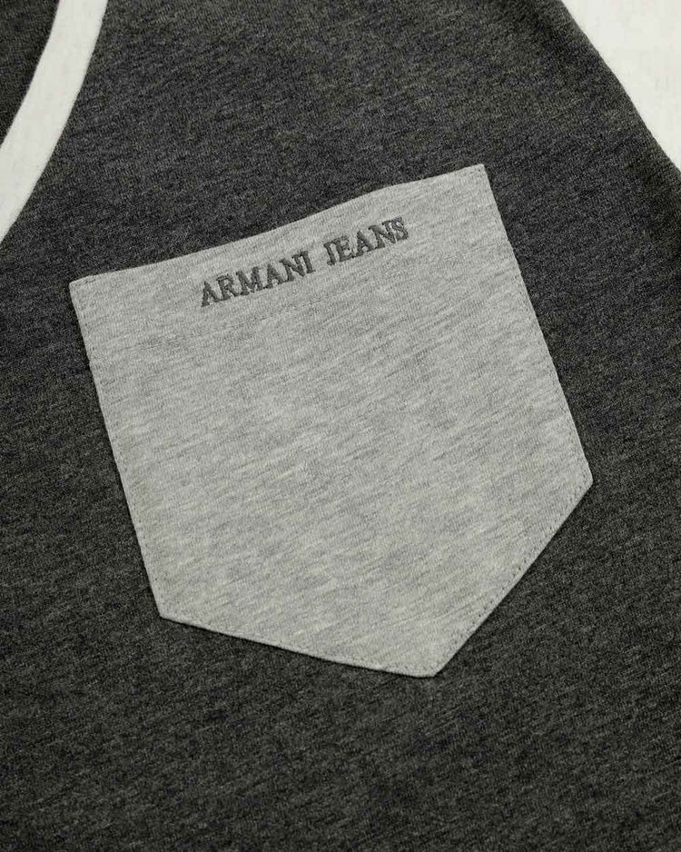 Cotton V-neck T-shirt - ISSI Outlet