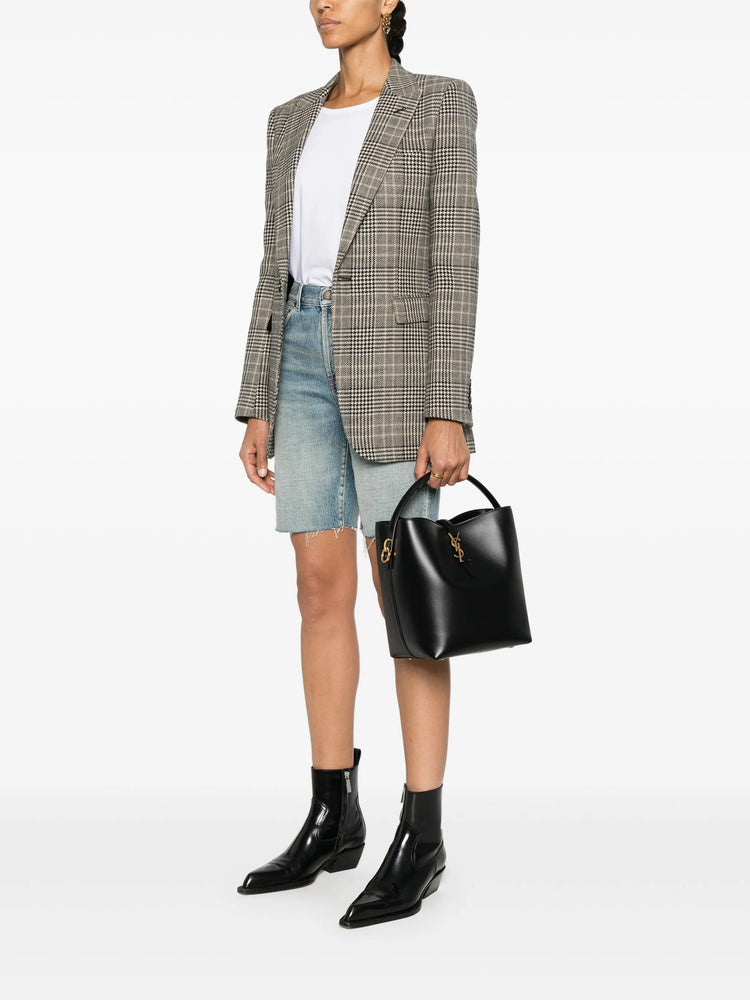 Le 37 in shiny leather