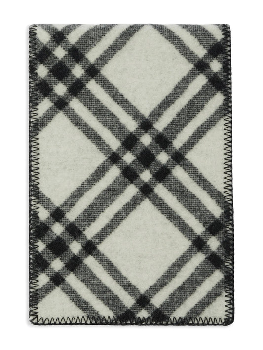 Burberry Check Wool scarf (81143011 )