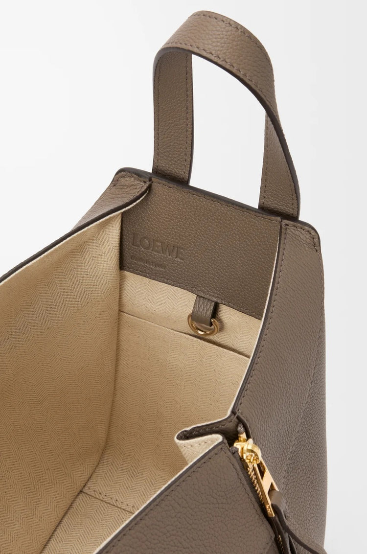 Compact Hammock bag in soft grained calfski