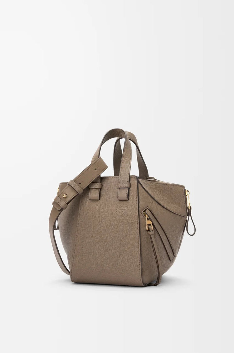 Compact Hammock bag in soft grained calfski