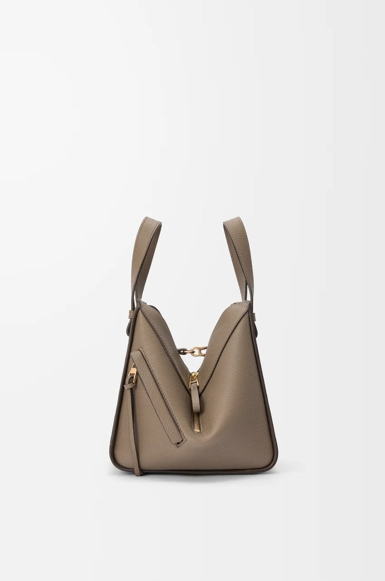 Compact Hammock bag in soft grained calfski