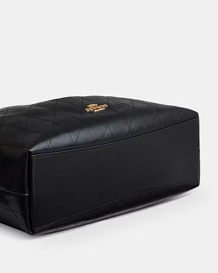 COACH EVELYN Quilted Shoulder Bag (CDR00)