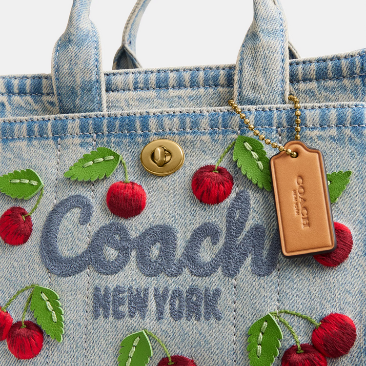 COACH CARGO TOTE BAG 20 WITH CHERRY EMBROIDERY (CDY91)