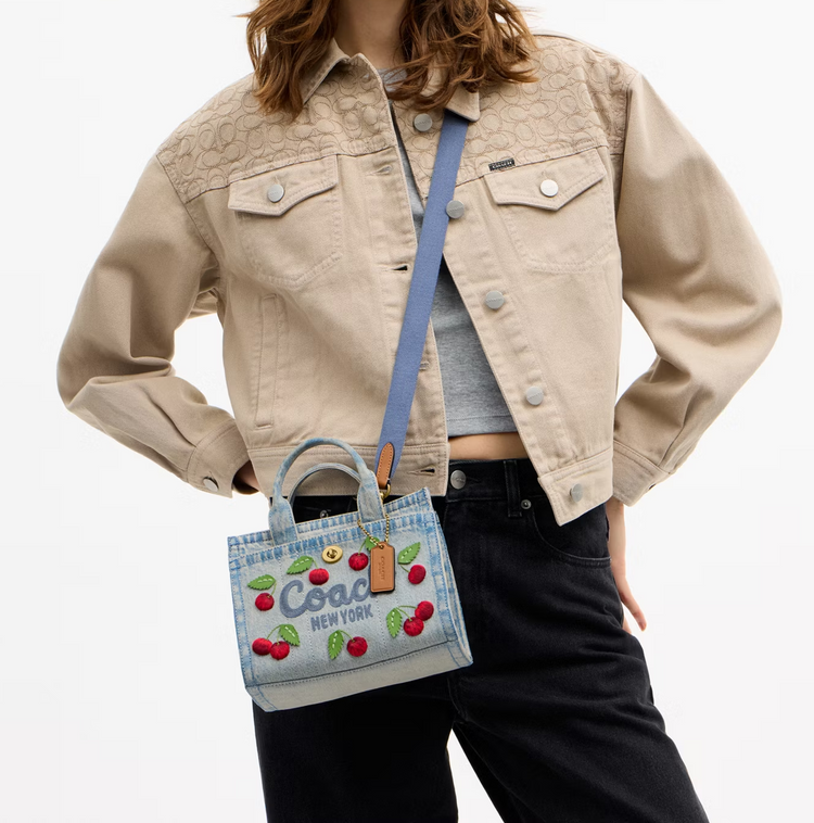 COACH CARGO TOTE BAG 20 WITH CHERRY EMBROIDERY (CDY91)