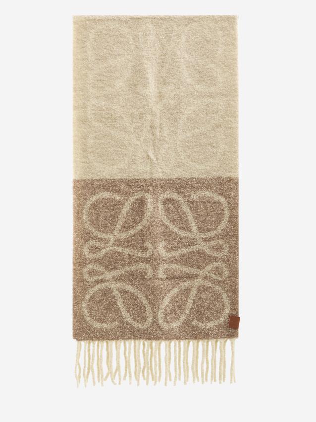 Anagram scarf in alpaca and wool