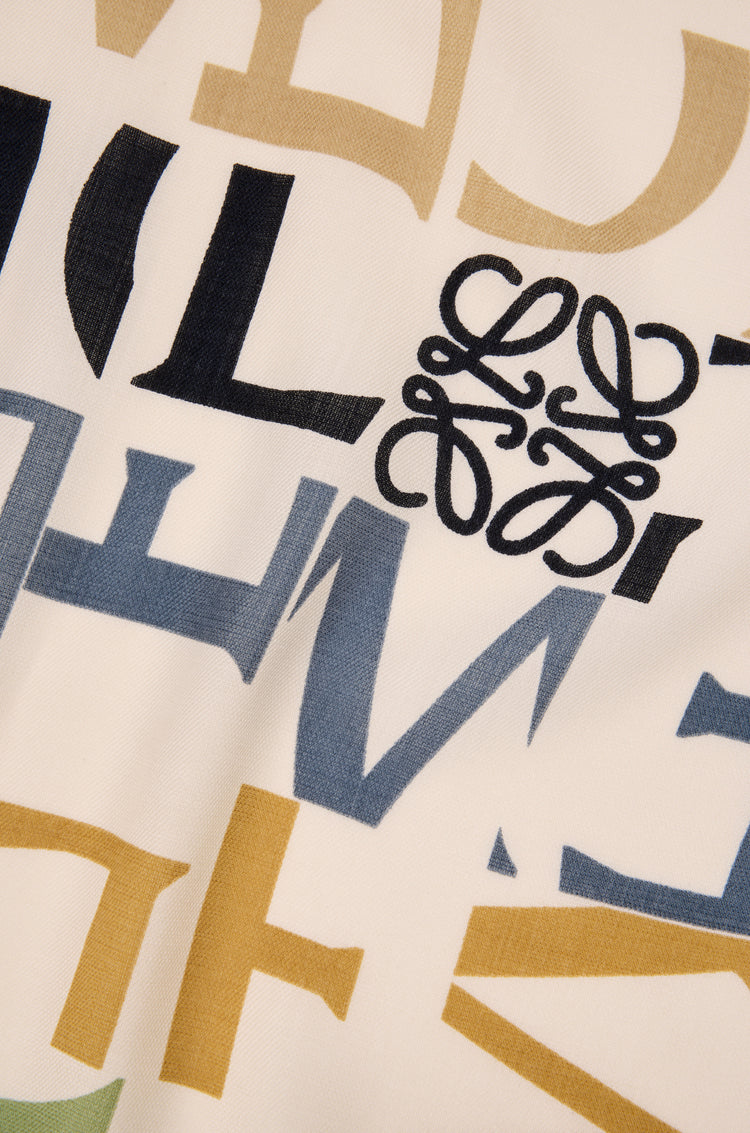 Scarf in wool, silk and cashmere blend (FSA2S1S )