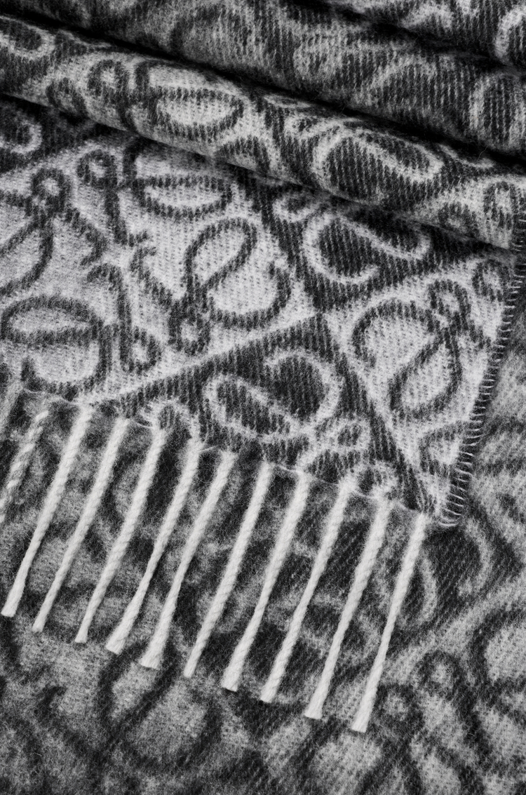 Scarf in wool and cashmere (FSA4SS1W16)