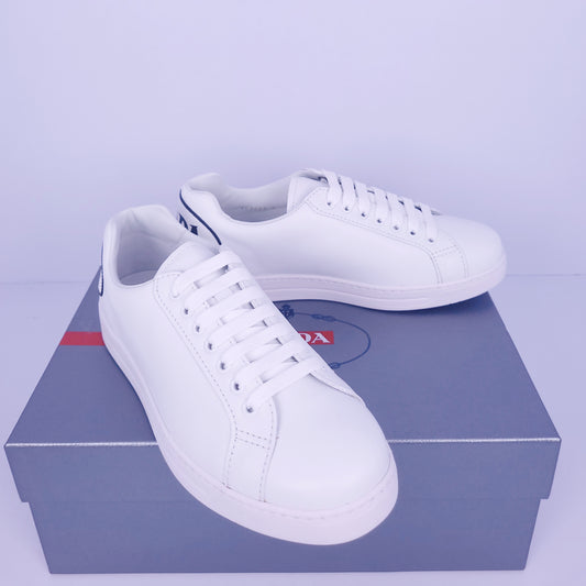 Prada Men Sneakers (4E3299)