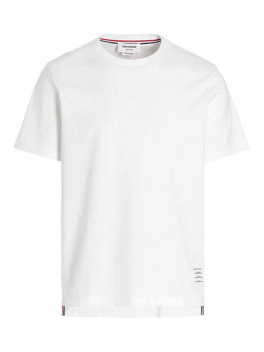 Crewneck t-shirt with a logo patch and short sleeves