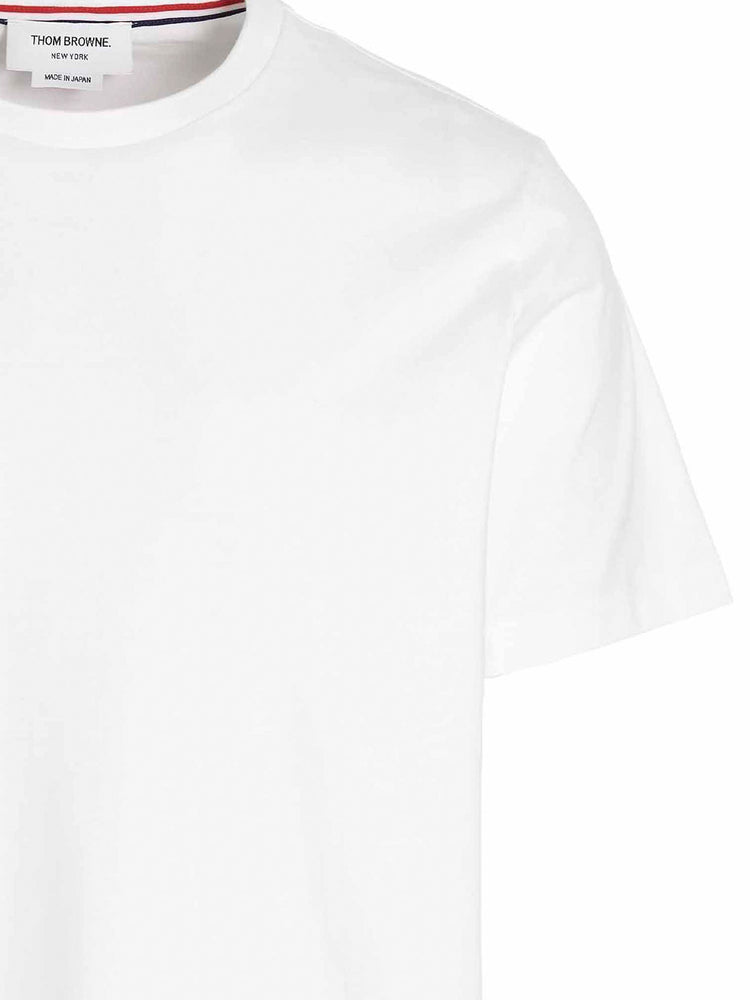 Crewneck t-shirt with a logo patch and short sleeves