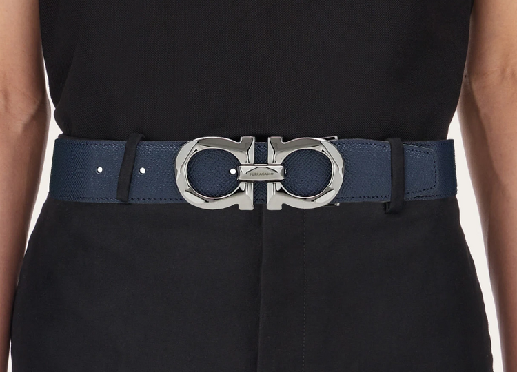 Reversible and adjustable Gancini belt