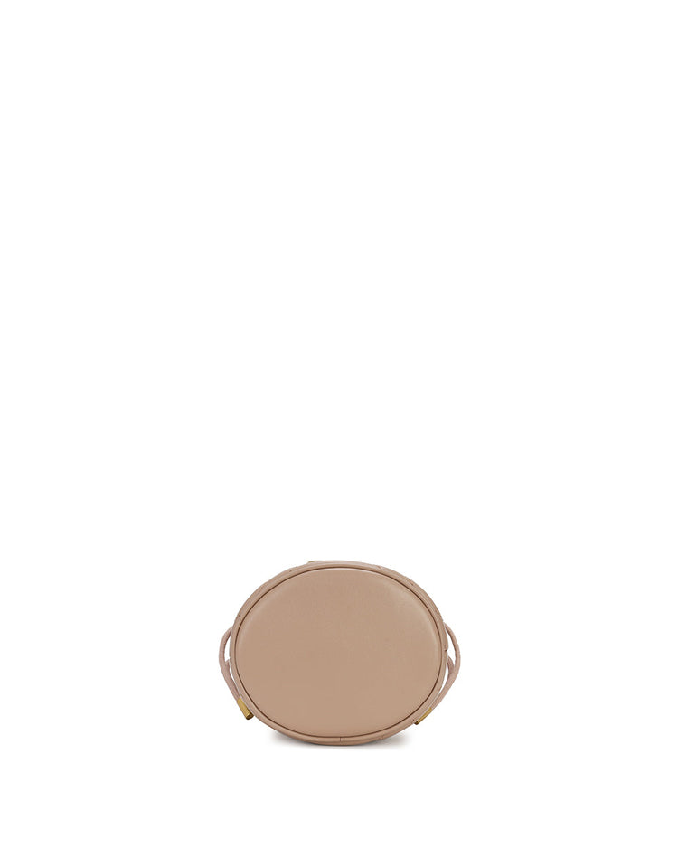 GG Marmont 迷你水桶包